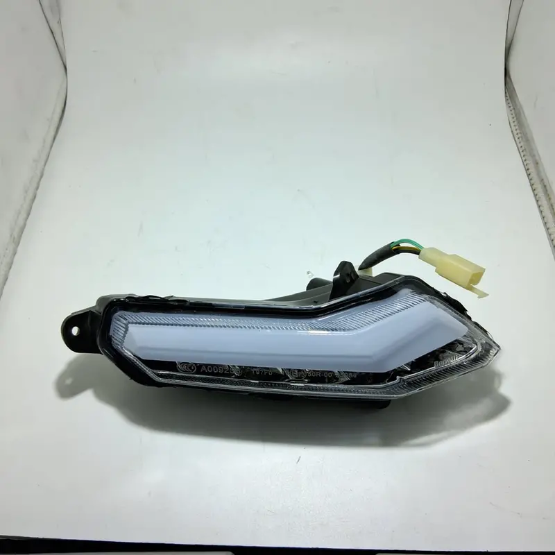 K-Blade125 Front Right Turn Signal 1