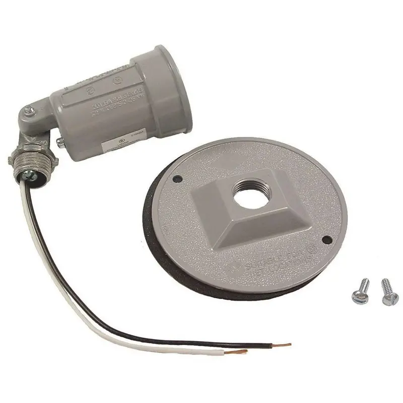 Single Outdoor Lamp Fixture With E27 Aluminum Socket – 125V, 60Hz 1